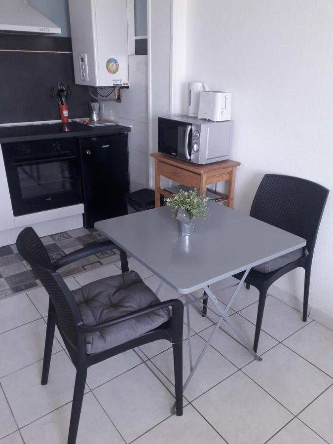 Residence D'Anjou - Grand Studio Avec Balcon Et Parking Privatif 佩皮尼昂 外观 照片